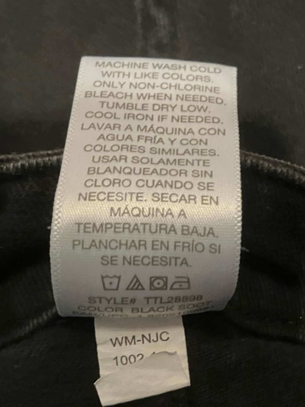 Time and Tru Black Distressed Cargo Jean Shorts - Picture 8 of 8